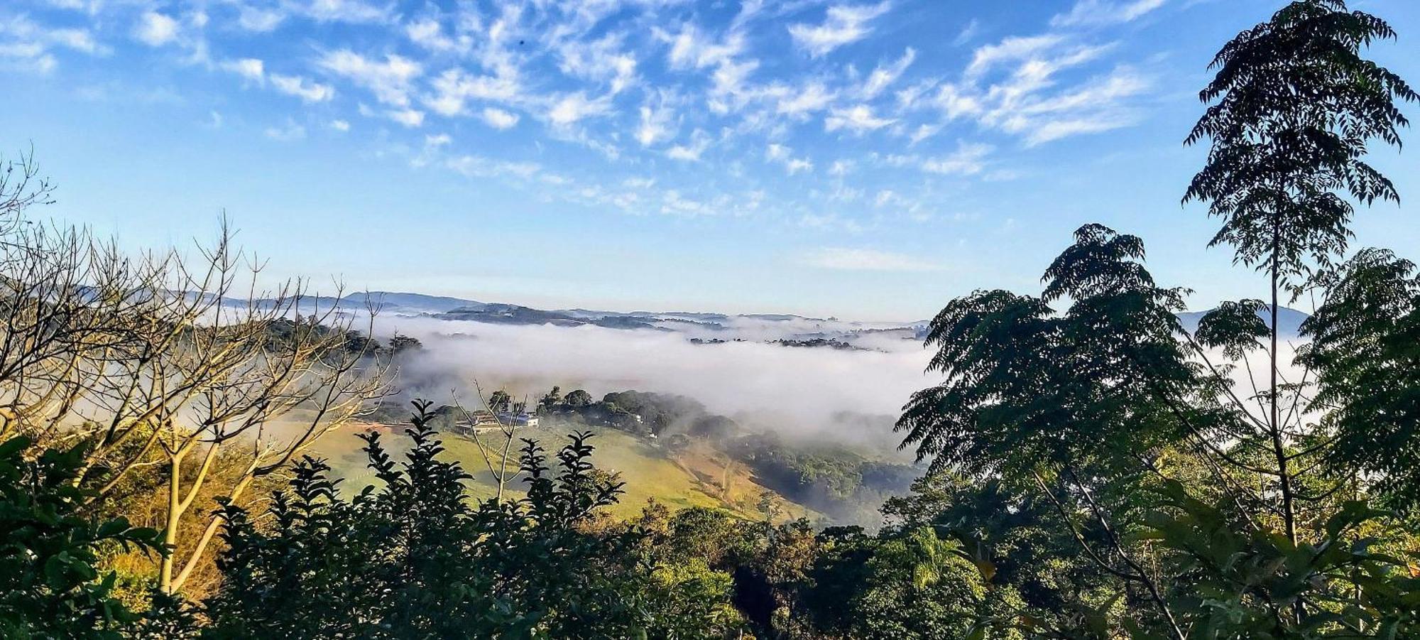 Casa De Campo Araxa Na Montanha Com Piscina Piracaia Eksteriør billede