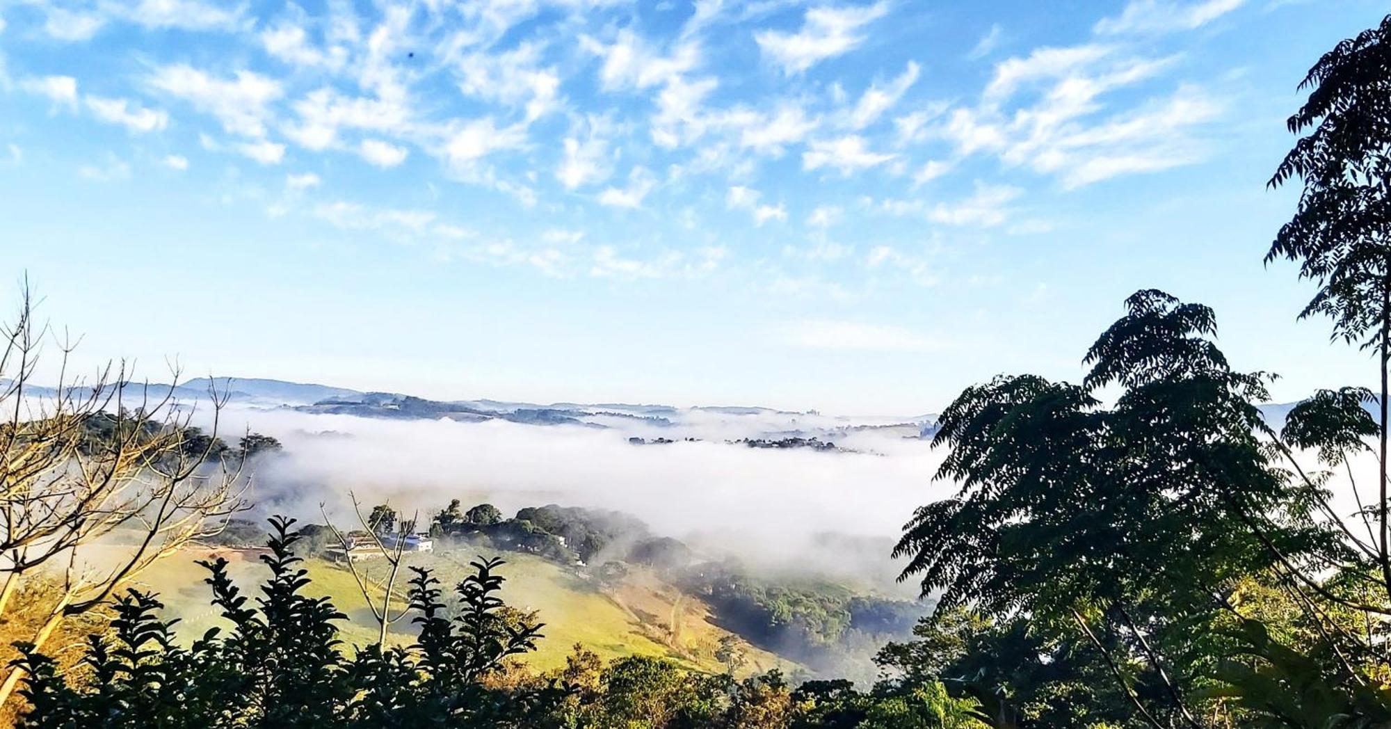 Casa De Campo Araxa Na Montanha Com Piscina Piracaia Eksteriør billede