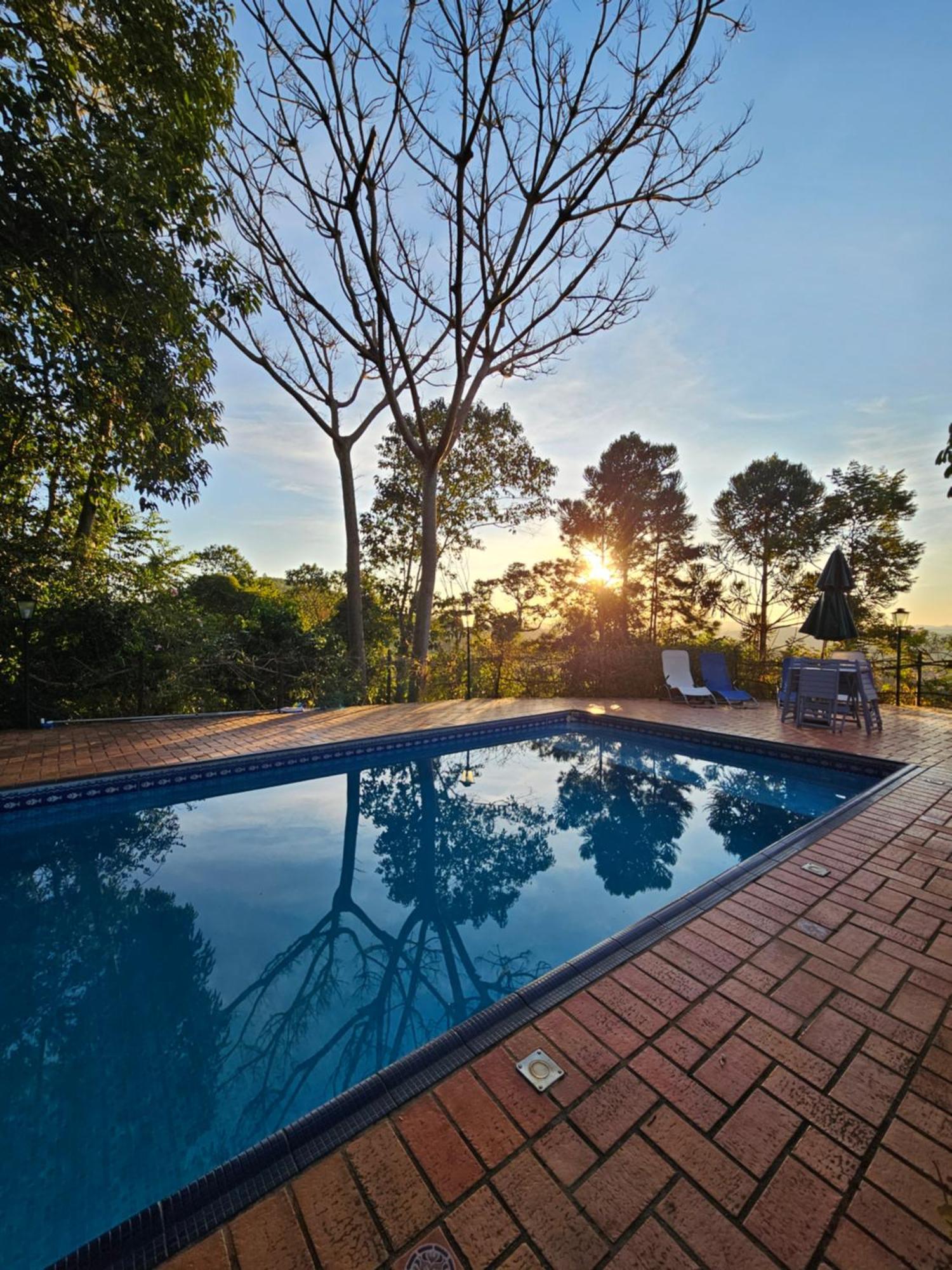 Casa De Campo Araxa Na Montanha Com Piscina Piracaia Eksteriør billede